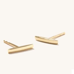 Mejuri Bar Studs